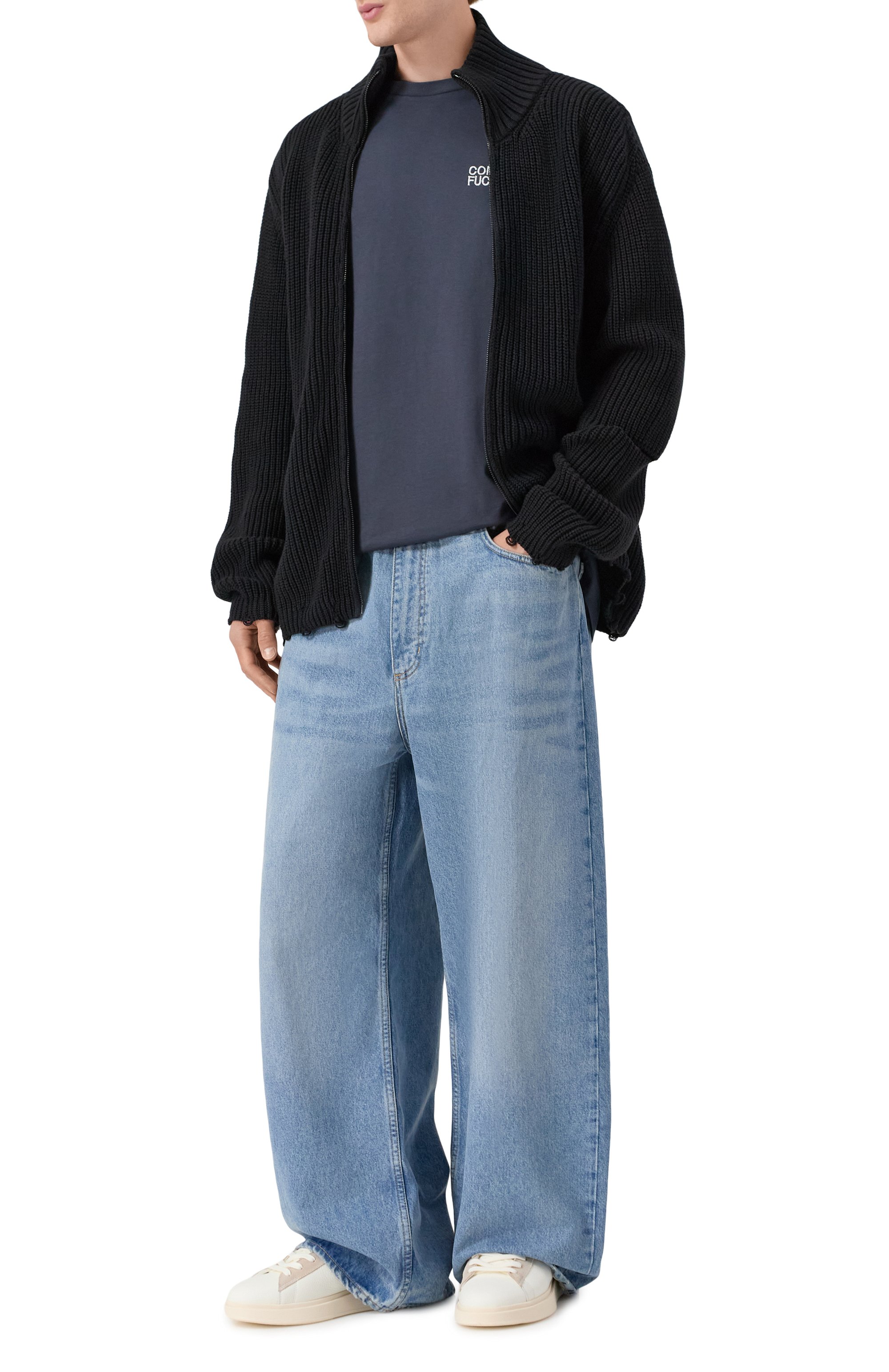 Хлопковая футболка COMME DES FUCKDOWN темно-серого цвета по цене 5525 руб., арт. CFABM01727, фото 2 Хлопковая футболка COMME DES FUCKDOWN, арт. CFABM01727, фото 2