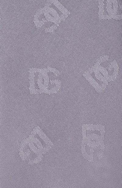 Шелковый галстук DOLCE & GABBANA серого цвета по цене 35800 руб., арт. GT149E/FJ1JY, фото 4 Шелковый галстук DOLCE & GABBANA, арт. GT149E/FJ1JY, фото 4
