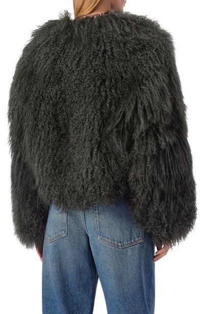 Шуба из козы HALFBOY черного цвета по цене 183000 руб., арт. HF251WL015, фото 4 Шуба из козы HALFBOY, арт. HF251WL015, фото 4