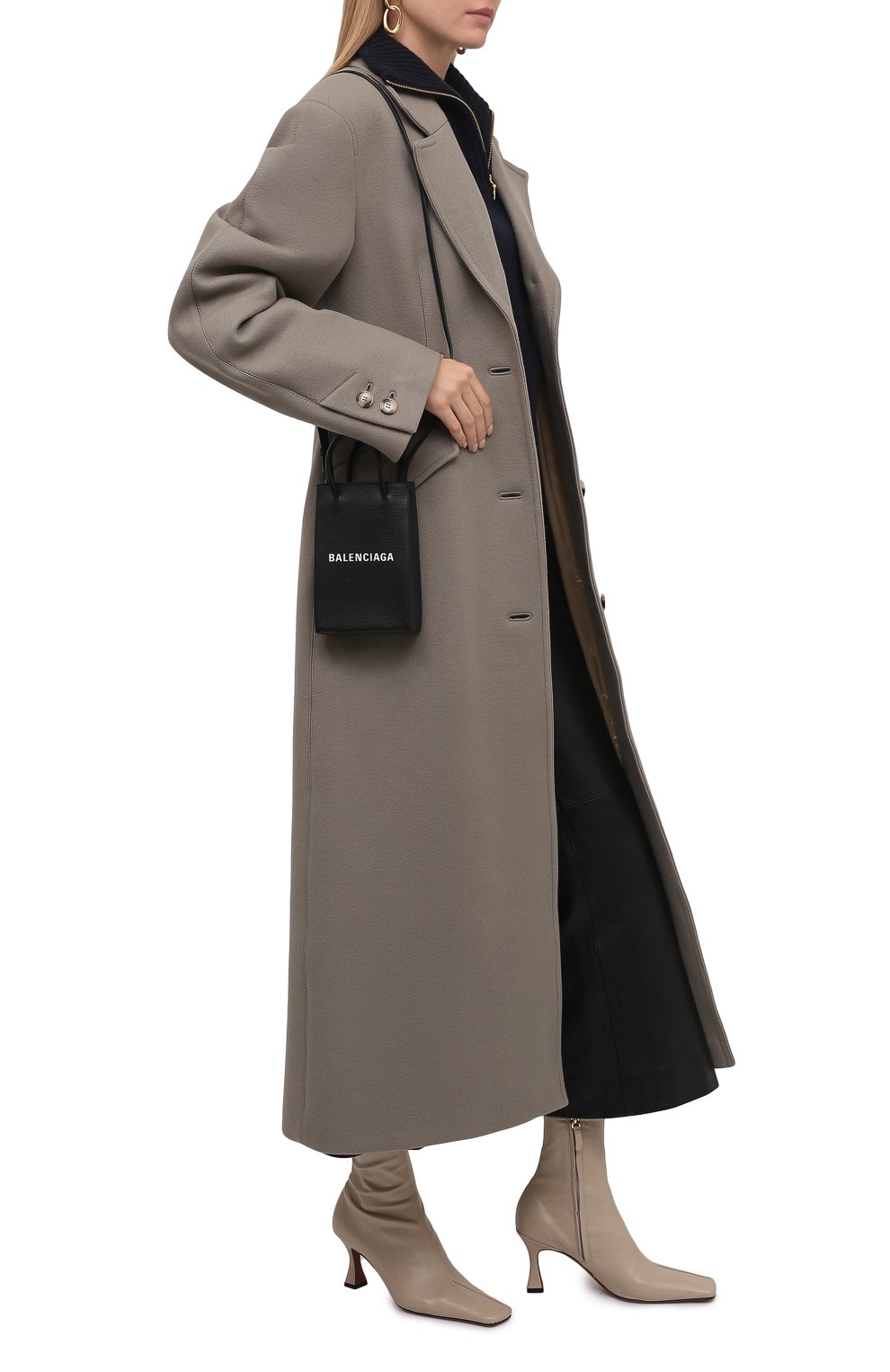 Кожаный чехол shopping для телефона BALENCIAGA черного цвета по цене 95650 руб., арт. 593826/0AI2N, фото 3 Кожаный чехол shopping для телефона BALENCIAGA, арт. 593826/0AI2N, фото 3