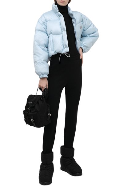 Пуховик PRADA светло-голубого цвета по цене 195000 руб., арт. 291805-1IE0-F0012-202, фото 2 Пуховик PRADA, арт. 291805-1IE0-F0012-202, фото 2