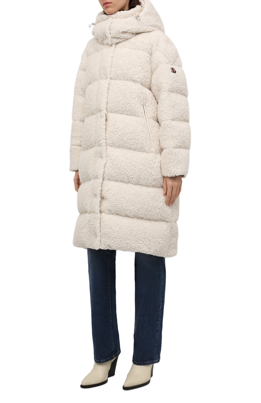 Пуховик hainardia MONCLER молочного цвета по цене 261000 руб., арт. G2-093-1C000-59-54AM6, фото 3 Пуховик hainardia MONCLER, арт. G2-093-1C000-59-54AM6, фото 3