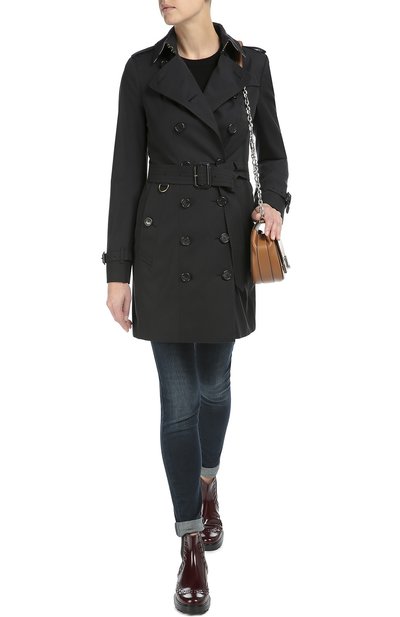 Двубортный тренч с поясом BURBERRY темно-синего цвета по цене 199500 руб., арт. 3997029, фото 2 Двубортный тренч с поясом BURBERRY, арт. 3997029, фото 2