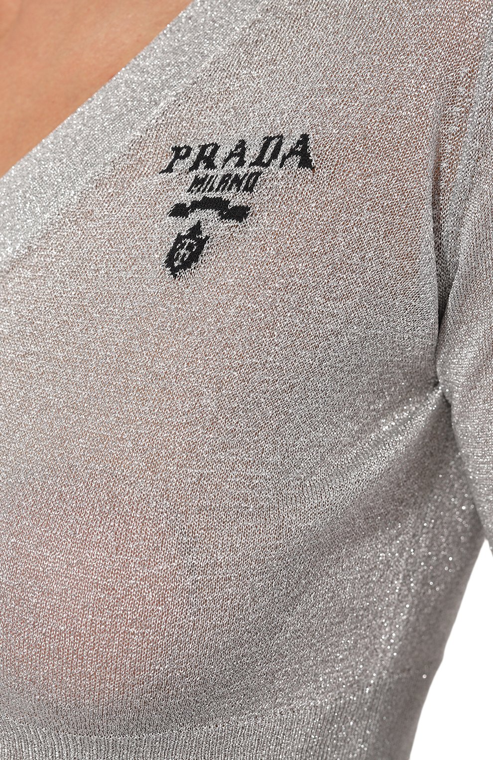 Кардиган PRADA серебряного цвета по цене 125000 руб., арт. P25I67-1Z50-F0118-221, фото 5 Кардиган PRADA, арт. P25I67-1Z50-F0118-221, фото 5