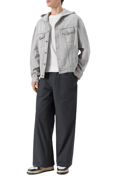 Джинсовая куртка PALM ANGELS светло-серого цвета по цене 99400 руб., арт. PMYE05CF25DEN001, фото 2 Джинсовая куртка PALM ANGELS, арт. PMYE05CF25DEN001, фото 2