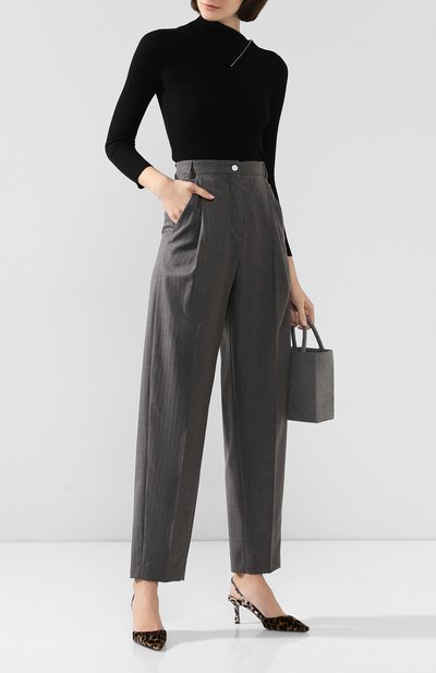 Шерстяные брюки ACNE STUDIOS серого цвета по цене 51300 руб., арт. AK0163, фото 2 Шерстяные брюки ACNE STUDIOS, арт. AK0163, фото 2