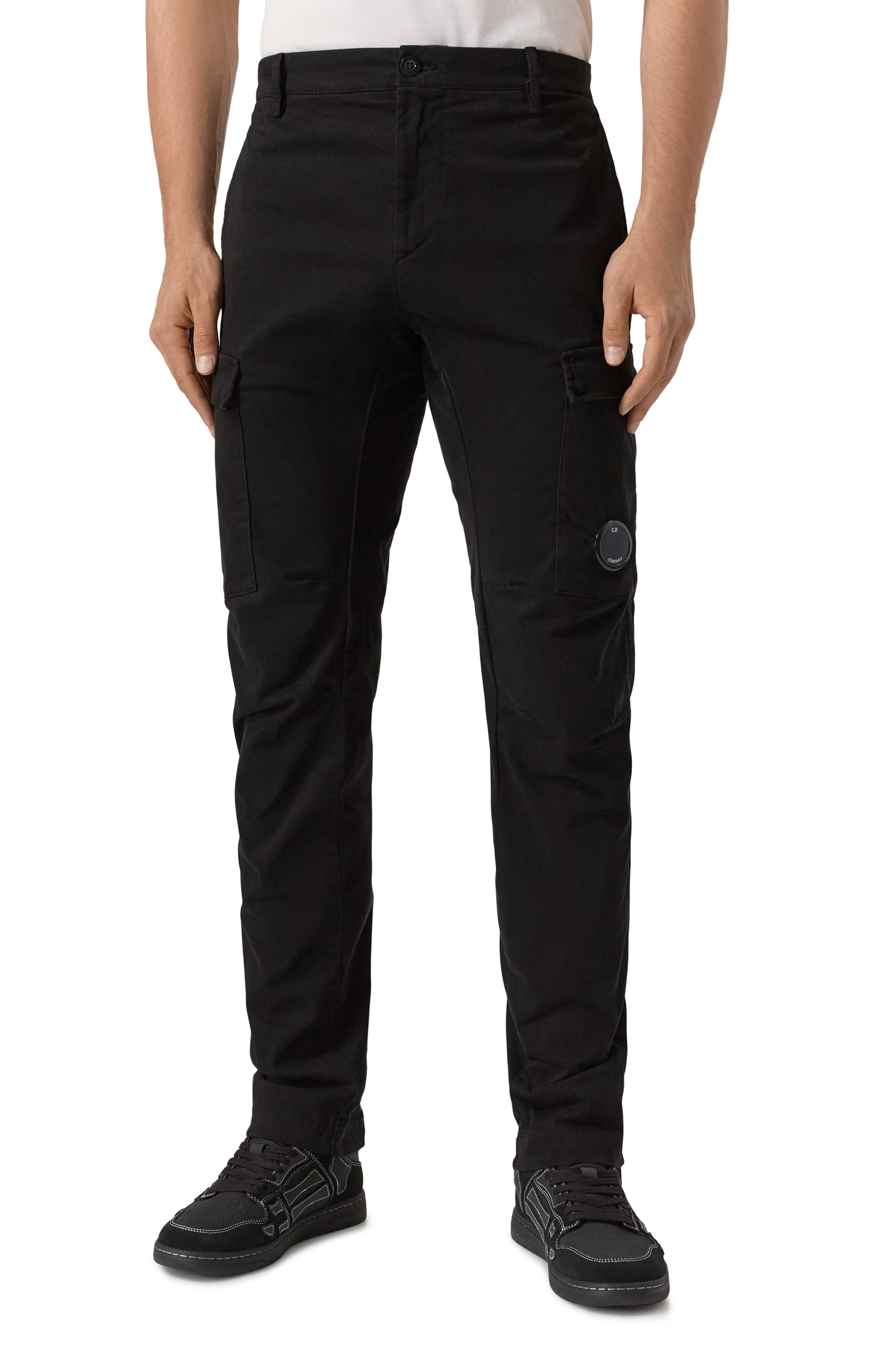 Хлопковые брюки-карго C.P. COMPANY черного цвета по цене 30800 руб., арт. 19CMPA068A005529G, фото 3 Хлопковые брюки-карго C.P. COMPANY, арт. 19CMPA068A005529G, фото 3