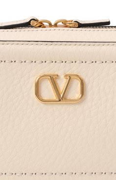 Женская сумка alltime mini VALENTINO кремового цвета, арт. 6W2P0AI5/RZR | Фото 3 (Драгоценные камни: Проставлено; Размер: mini; Материал сплава: Проставлено; Ремень/цепочка: На ремешке; Материал: Натуральная кожа)