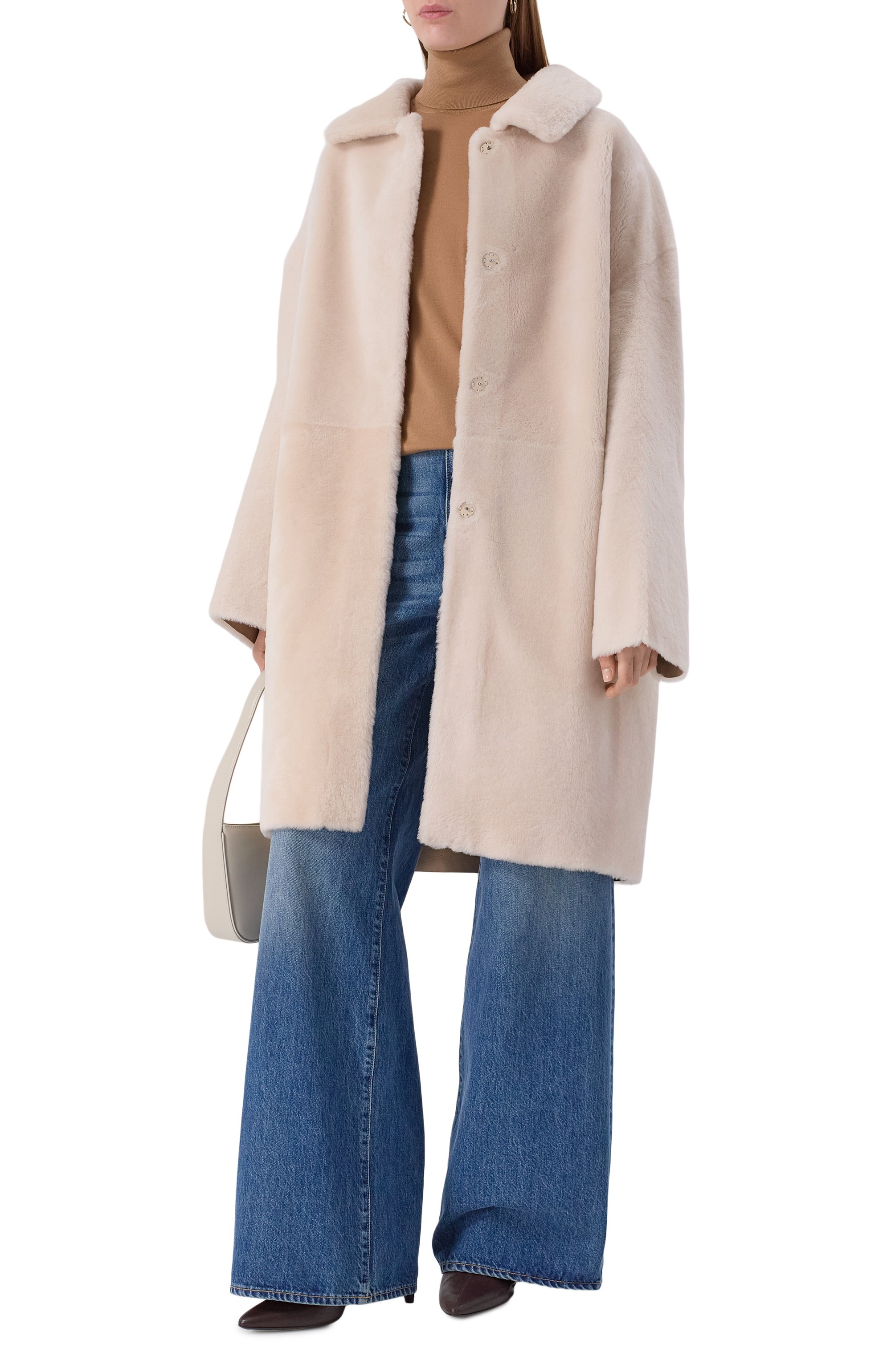 Двусторонняя дубленка из овчины MANZONI24 кремового цвета по цене 366500 руб., арт. 25M770R-S21/48-50, фото 2 Двусторонняя дубленка из овчины MANZONI24, арт. 25M770R-S21/48-50, фото 2