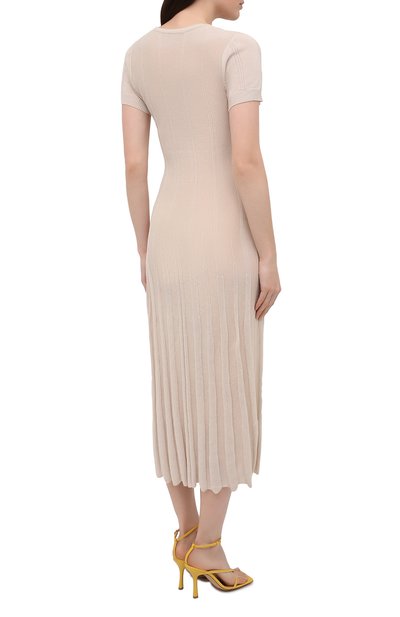 Хлопковое платье JACQUEMUS бежевого цвета по цене 49950 руб., арт. 211KN20/200800, фото 4 Хлопковое платье JACQUEMUS, арт. 211KN20/200800, фото 4