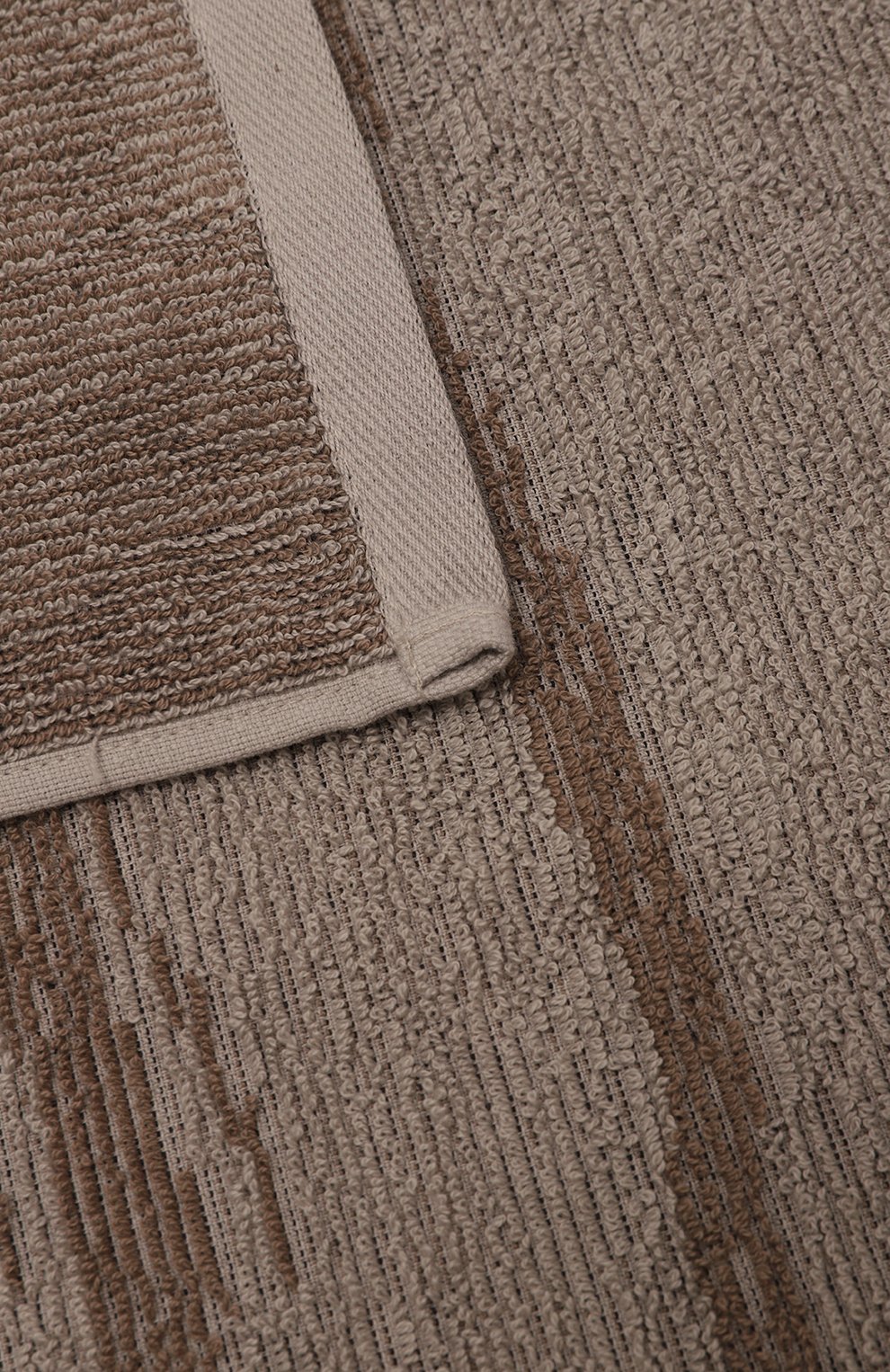 Хлопковое полотенце GIORGIO ARMANI бежевого цвета по цене 52750 руб., арт. 200386/4F960, фото 3 Хлопковое полотенце GIORGIO ARMANI, арт. 200386/4F960, фото 3