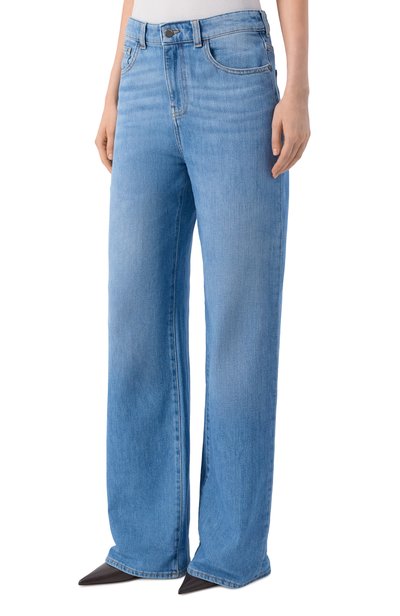 Джинсы EMPORIO ARMANI голубого цвета по цене 49600 руб., арт. EW000737/AF27890, фото 3 Джинсы EMPORIO ARMANI, арт. EW000737/AF27890, фото 3