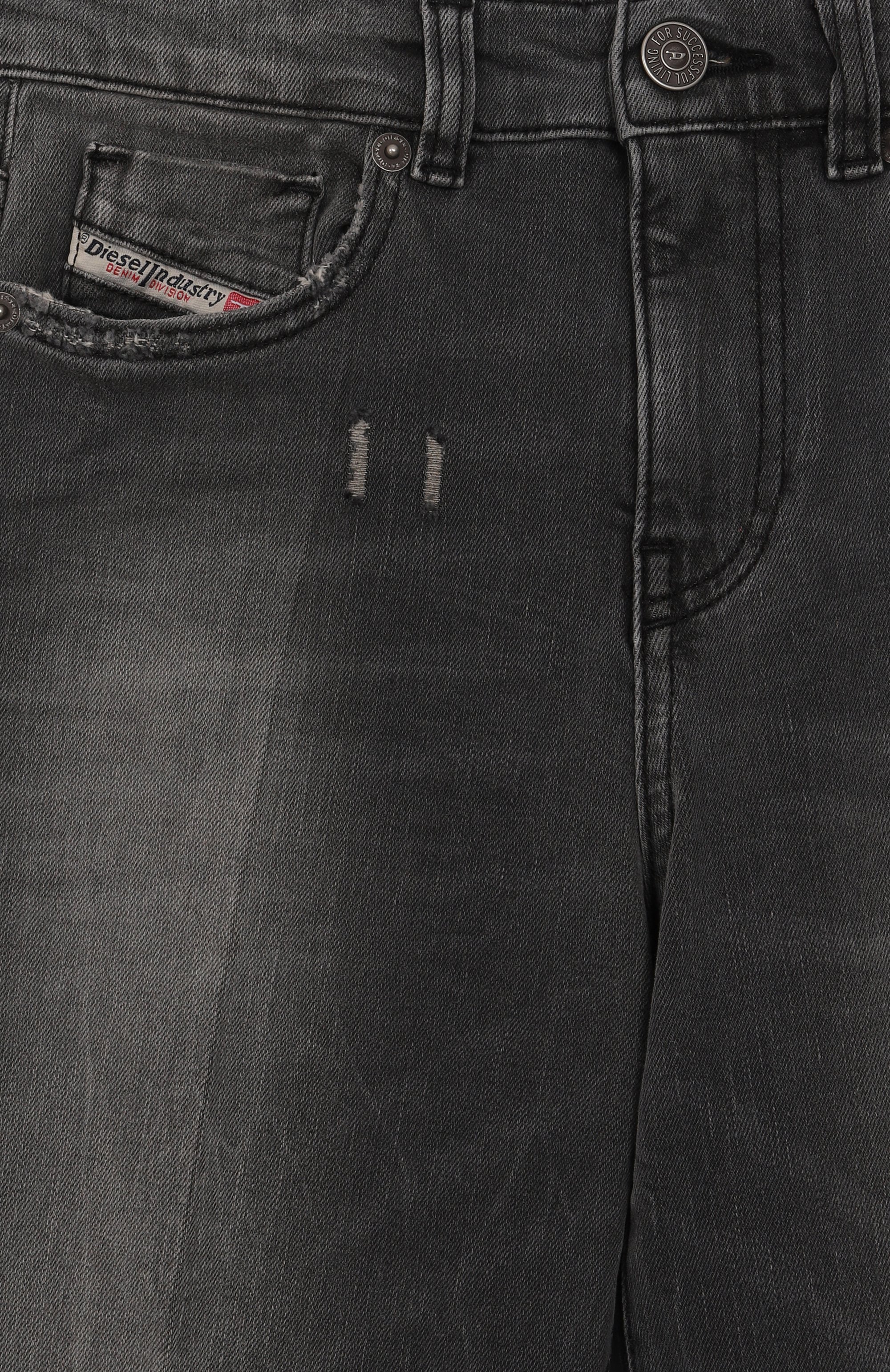 Джинсы DIESEL темно-серого цвета по цене 14500 руб., арт. J00816/KXBQN, фото 3 Джинсы DIESEL, арт. J00816/KXBQN, фото 3
