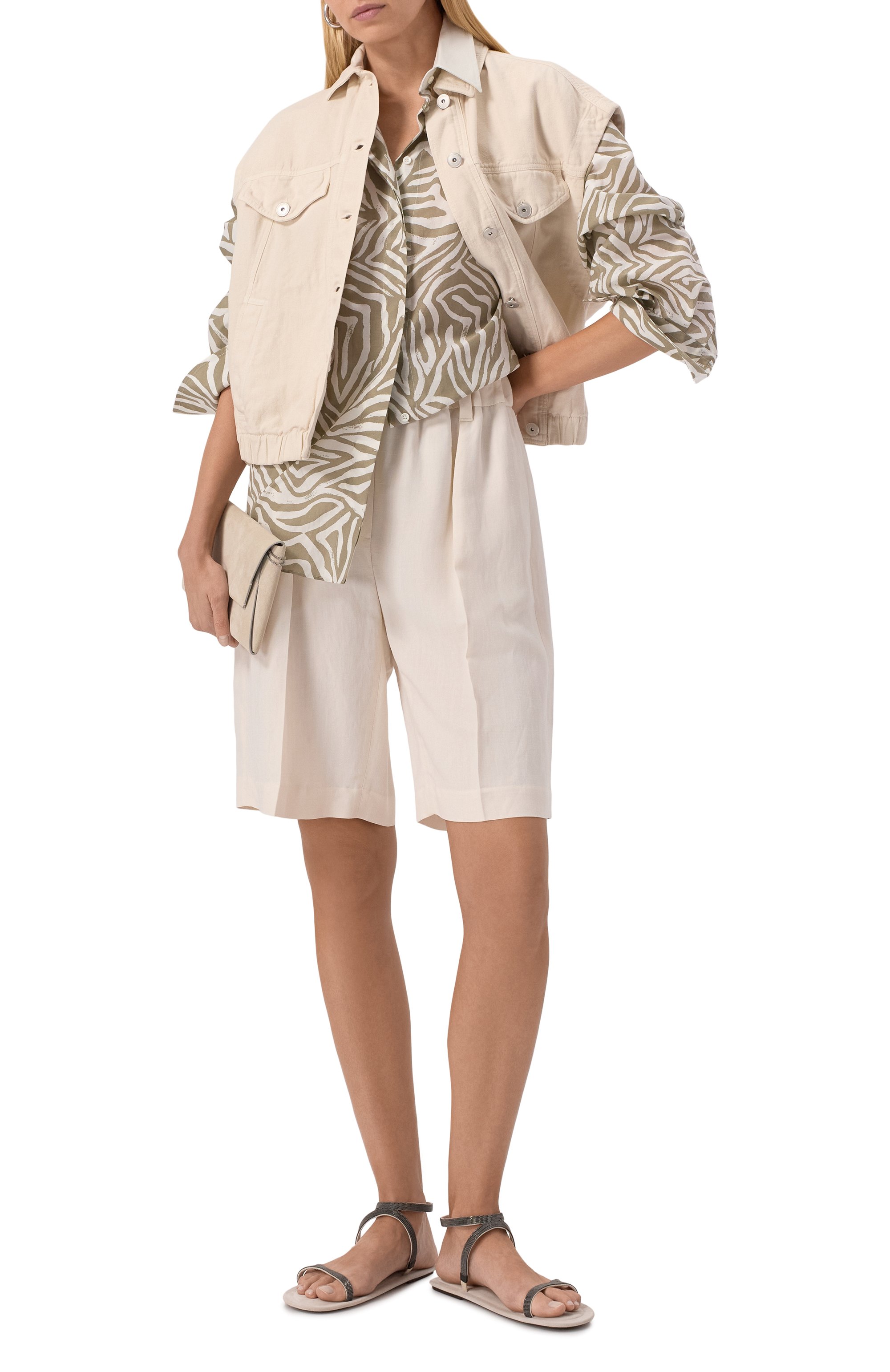 Шорты из вискозы и льна BRUNELLO CUCINELLI кремового цвета по цене 112500 руб., арт. MH126P8612, фото 2 Шорты из вискозы и льна BRUNELLO CUCINELLI, арт. MH126P8612, фото 2