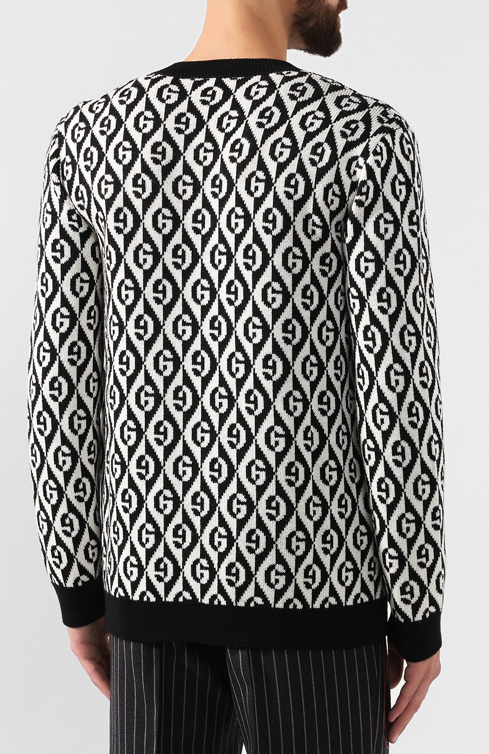 Шерстяной пуловер GUCCI черно-белого цвета по цене 69950 руб., арт. 595512/XKA0Y, фото 4 Шерстяной пуловер GUCCI, арт. 595512/XKA0Y, фото 4