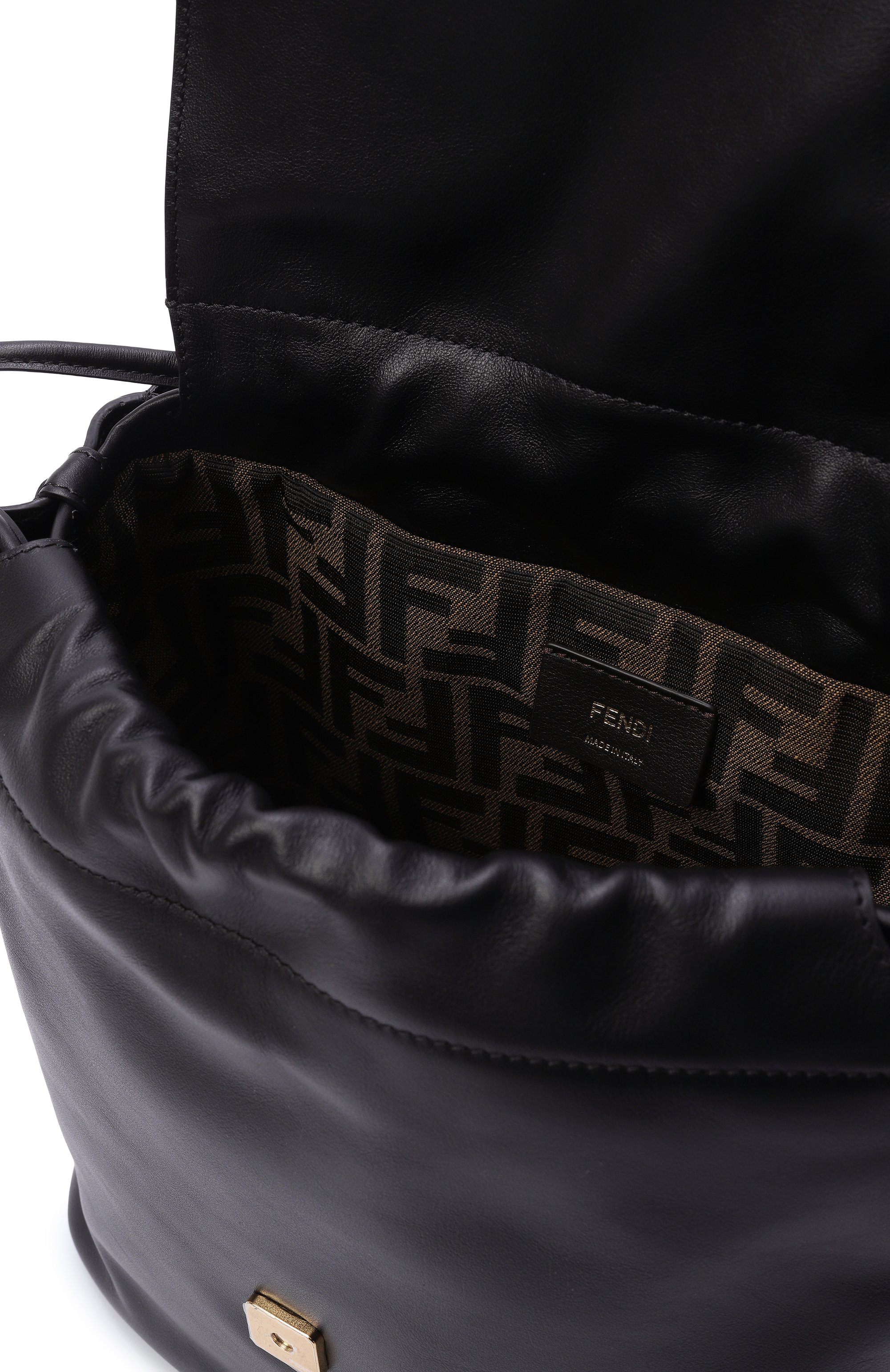 Рюкзак FENDI черного цвета по цене 369500 руб., арт. 8BZ057/AYJ1, фото 5 Рюкзак FENDI, арт. 8BZ057/AYJ1, фото 5