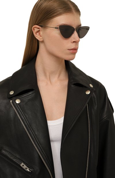 Солнцезащитные очки MCQ черного цвета по цене 15300 руб., арт. MQ0368S 001, фото 2 Солнцезащитные очки MCQ, арт. MQ0368S 001, фото 2