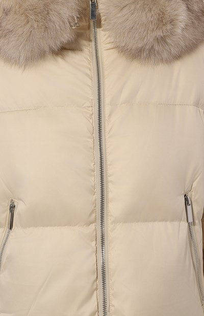 Пуховик с отделкой из меха песца MAX AND MOI кремового цвета по цене 94150 руб., арт. DAV0, фото 5 Пуховик с отделкой из меха песца MAX AND MOI, арт. DAV0, фото 5
