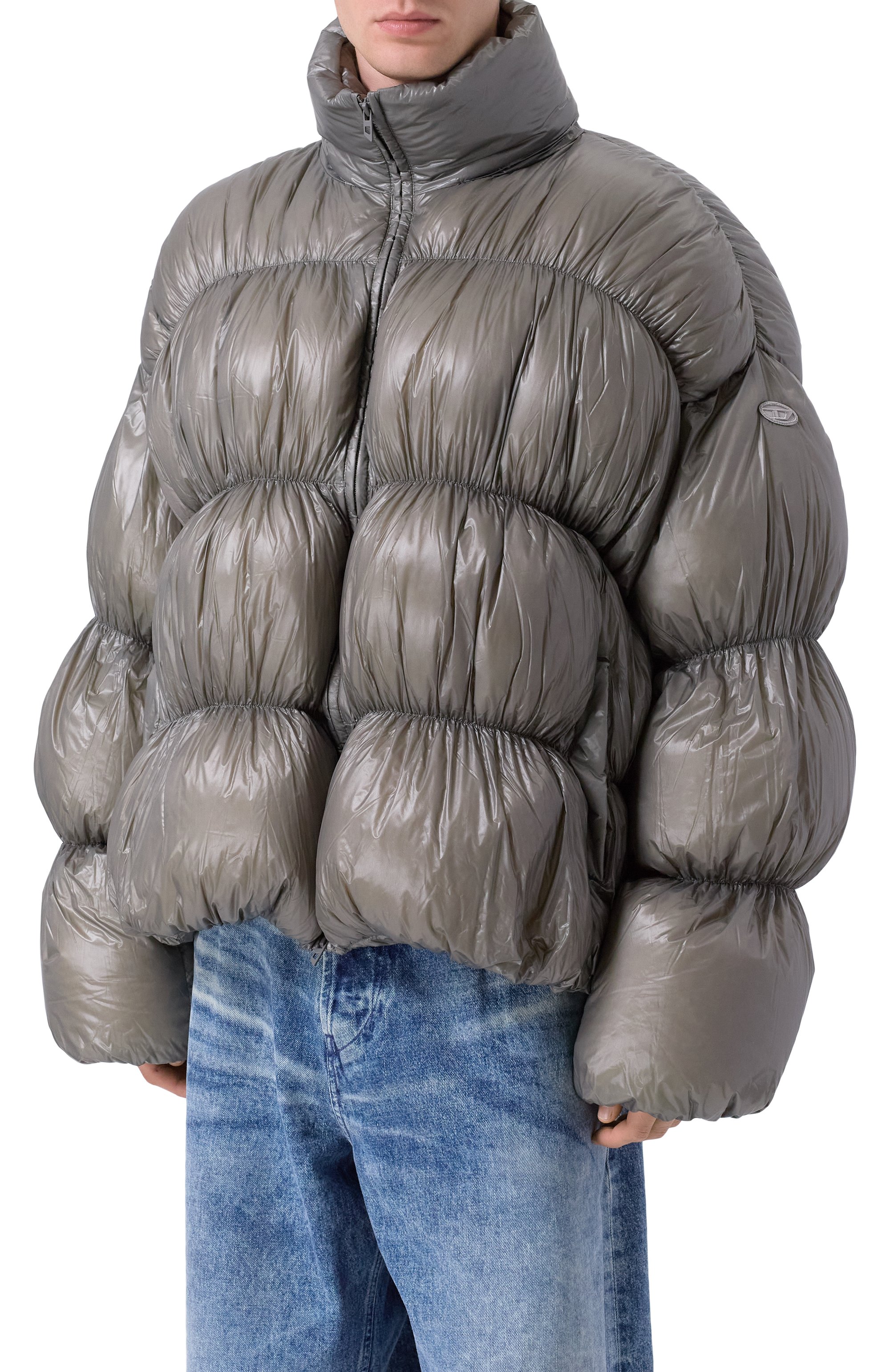 Пуховик DIESEL серого цвета по цене 79800 руб., арт. A18491/0DEBT, фото 3 Пуховик DIESEL, арт. A18491/0DEBT, фото 3