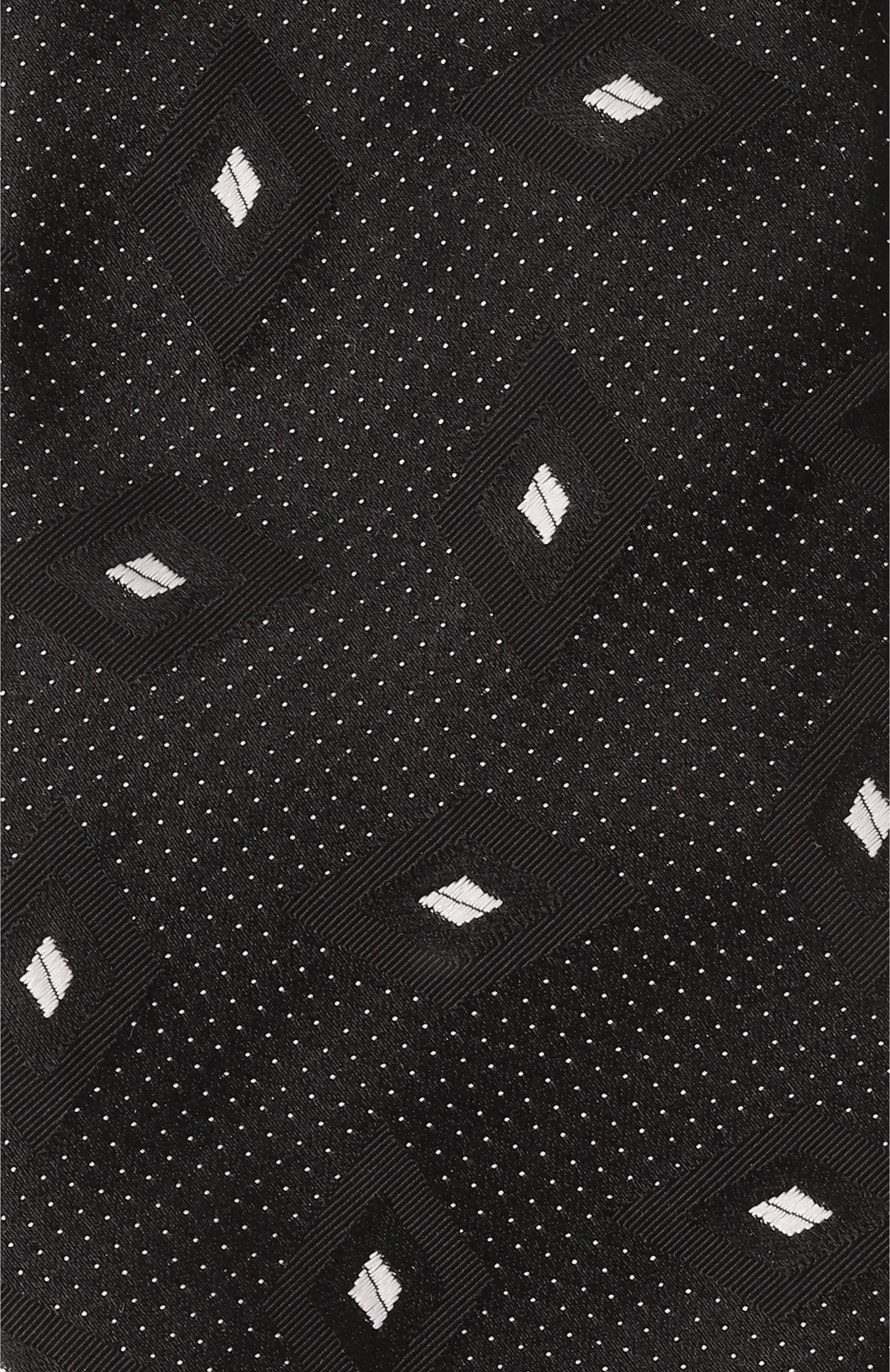 Шелковый галстук GIORGIO ARMANI черного цвета по цене 21600 руб., арт. GM000800/TE13675, фото 4 Шелковый галстук GIORGIO ARMANI, арт. GM000800/TE13675, фото 4