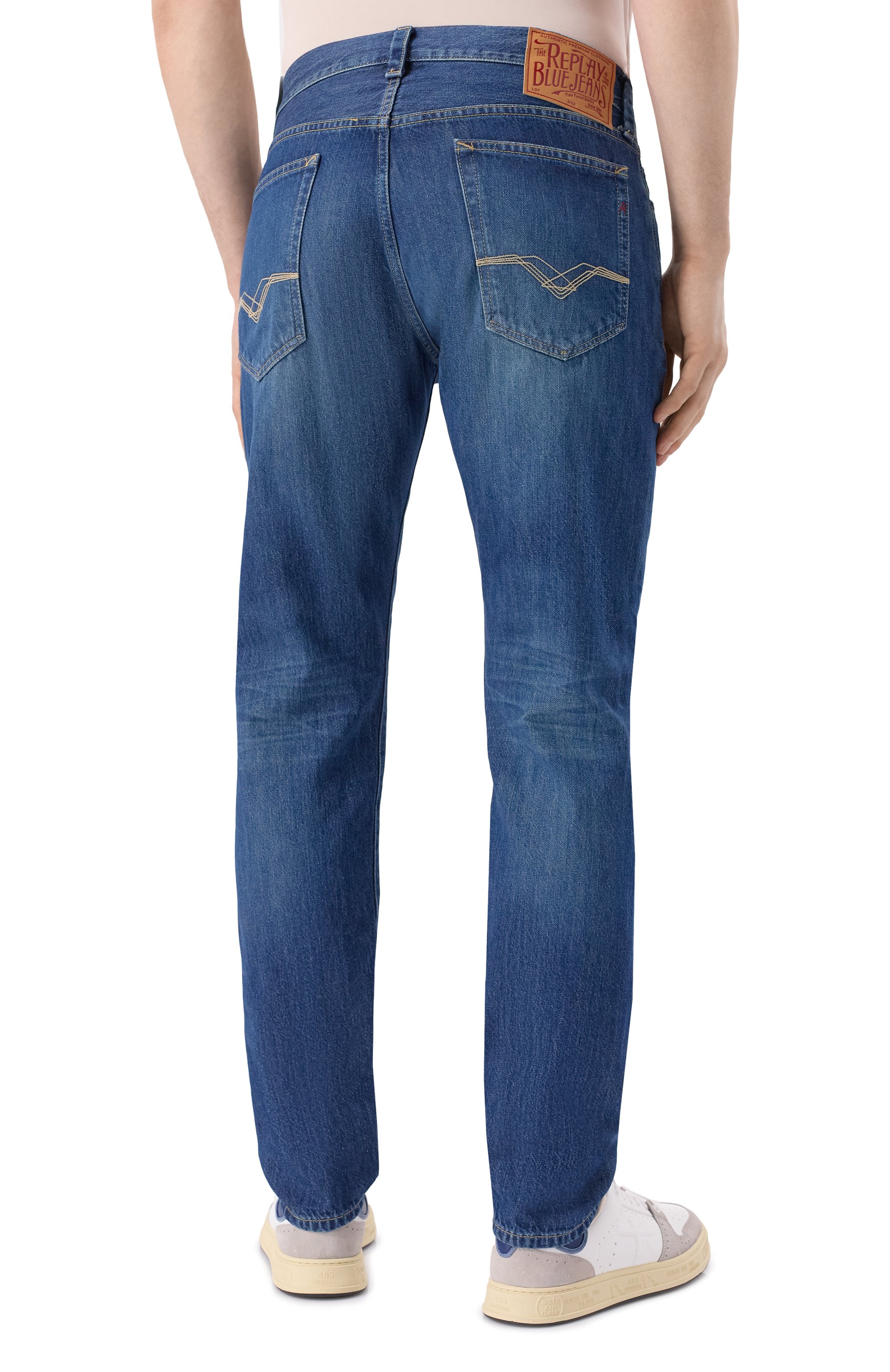 Джинсы neaal REPLAY синего цвета по цене 22500 руб., арт. M1038R.000.814 836, фото 4 Джинсы neaal REPLAY, арт. M1038R.000.814 836, фото 4