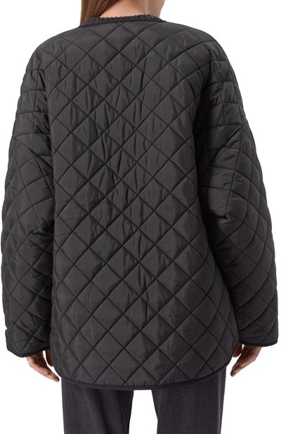 Утепленная куртка TOTEME черного цвета по цене 73800 руб., арт. 211-177-732, фото 4 Утепленная куртка TOTEME, арт. 211-177-732, фото 4