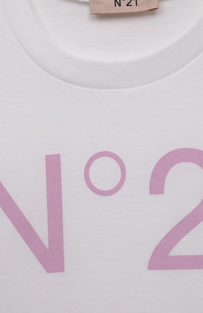 Укороченная футболка N21 белого цвета по цене 5995 руб., арт. N21558/N0153, фото 3 Укороченная футболка N21, арт. N21558/N0153, фото 3