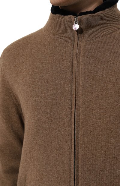 Кашемировый кардиган с подкладкой из овчины KITON коричневого цвета по цене 999000 руб., арт. UMK148936HE, фото 5 Кашемировый кардиган с подкладкой из овчины KITON, арт. UMK148936HE, фото 5