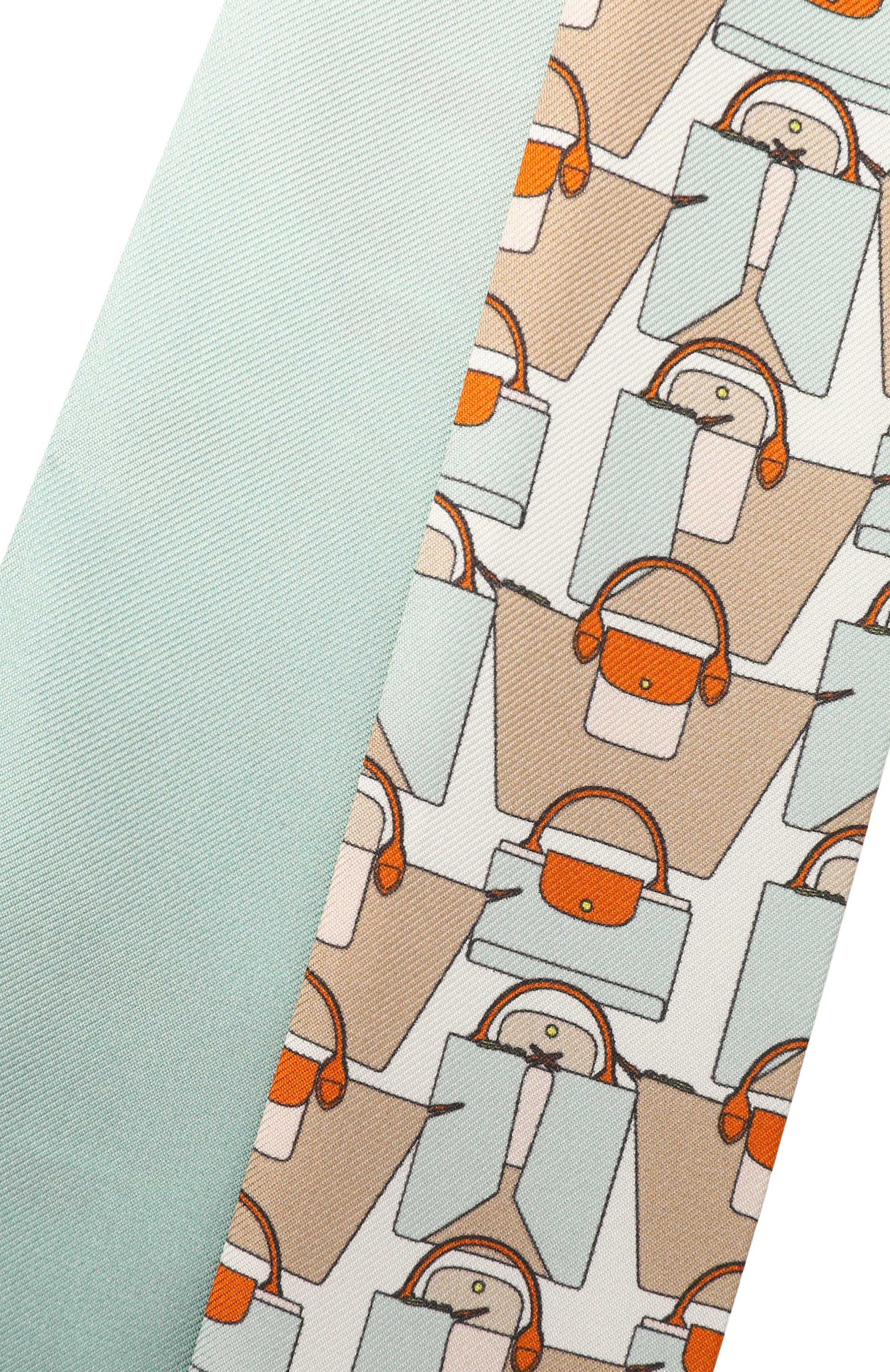 Шелковый шарф-твилли LONGCHAMP бирюзового цвета по цене 17000 руб., арт. 51010GS0/GS0, фото 3 Шелковый шарф-твилли LONGCHAMP, арт. 51010GS0/GS0, фото 3