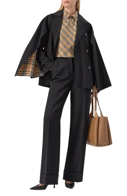 Женское хлопковое полупальто BURBERRY черного цвета, арт. 8071137 A1189 | Фото 2 (Материал подклада: Хлопок; Материал внешний: Хлопок; Драгоценные камни: Проставлено; Материал сплава: Проставлено; Рукава: Длинные; Длина (верхняя одежда): Короткие)