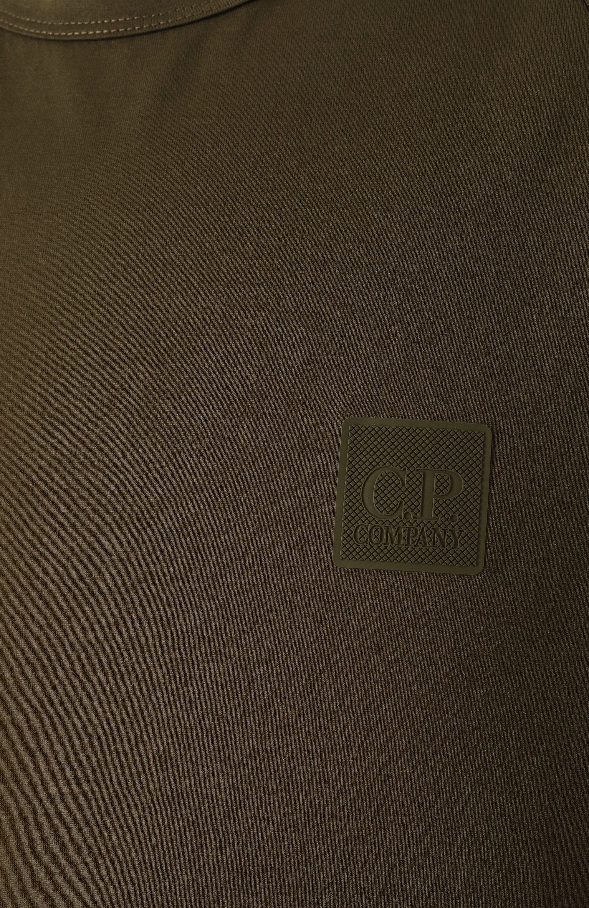 Хлопковая футболка C.P. COMPANY хаки цвета по цене 19950 руб., арт. 18CLTS023A006370W, фото 6 Хлопковая футболка C.P. COMPANY, арт. 18CLTS023A006370W, фото 6