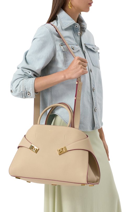 Сумка Hug large Ferragamo 215921/781313 Бежевый  215921/781313 Фото 2