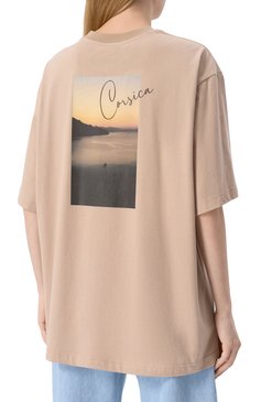 Женская хлопковая футболка CHAPURIN бежевого цвета, арт. TSH/18900/CORSICA/28784-М | Фото 4 (Материал внешний: Хлопок; Длина (для топов): Удлиненные; Женское Кросс-КТ: Футболка-одежда; Стили: Кэжуэл; Принт: С принтом; Рукава: Короткие)