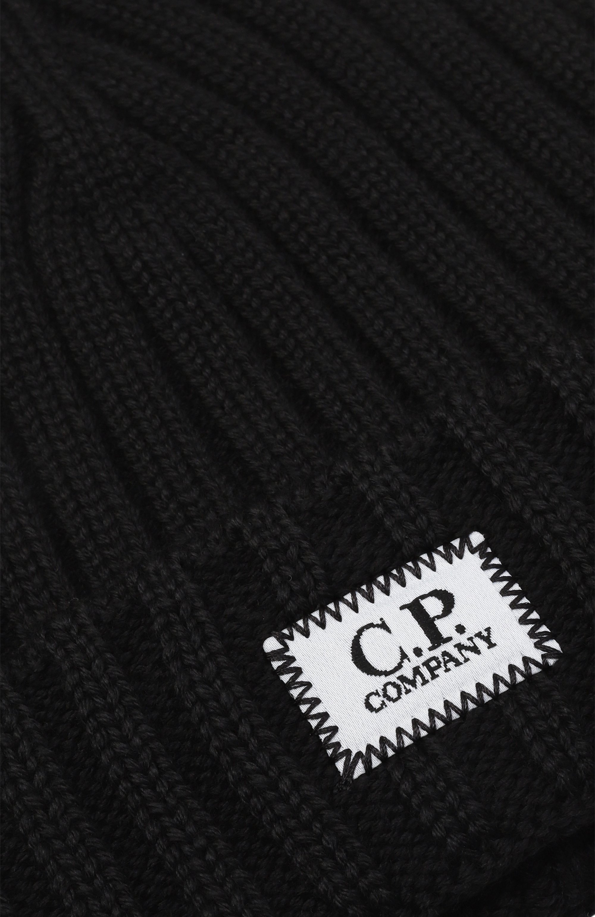 Шерстяная шапка C.P. COMPANY черного цвета по цене 13500 руб., арт. RFCMAC738A005509A, фото 3 Шерстяная шапка C.P. COMPANY, арт. RFCMAC738A005509A, фото 3