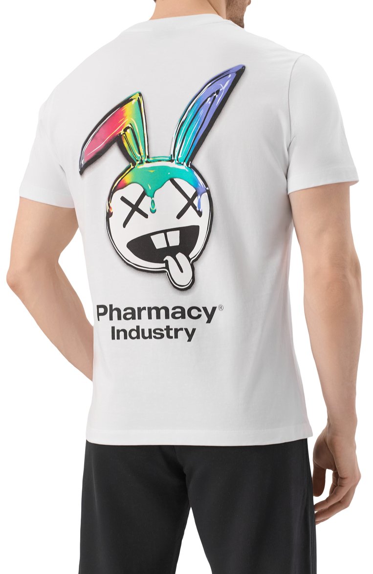Мужская хлопковая футболка PHARMACY INDUSTRY белого цвета, арт. PHABM00195 | Фото 4 (Длина (для топов): Стандартные; Материал внешний: Хлопок; Рукава: Короткие; Принт: С принтом; Стили: Спорт-шик; Кросс-КТ: Джерси; Мужское Кросс-КТ: Футболка-одежда; Детали: Без декора; Автоматизация ТО: Проставлено; Автоматизация состава: Проставлено)