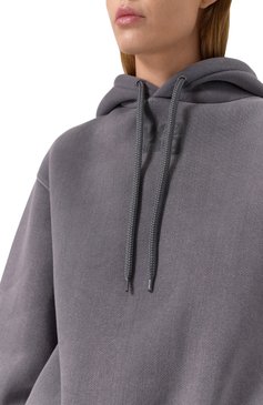 Женский хлопковое худи ALEXANDERWANG.T серого цвета, арт. 4CC3242108 | Фото 5 (Длина (для топов): Стандартные; Материал сплава: Проставлено; Рукава: Длинные; Драгоценные камни: Проставлено; Женское Кросс-КТ: Худи-одежда; Стили: Гранж; Материал внешний: Хлопок)