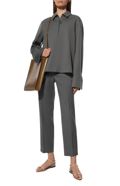 Шерстяные брюки JIL SANDER серого цвета по цене 79950 руб., арт. JSCU300701-WU202500, фото 2 Шерстяные брюки JIL SANDER, арт. JSCU300701-WU202500, фото 2