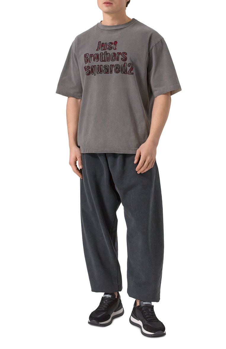 Мужская хлопковая футболка DSQUARED2 серого цвета, арт. S74GD1403/S24583 | Фото 2 (Материал внешний: Хлопок; Длина (для топов): Стандартные; Принт: С принтом; Стили: Спорт-шик; Кросс-КТ: Джерси; Мужское Кросс-КТ: Футболка-одежда; Автоматизация ТО: Проставлено; Детали: Без декора; Автоматизация состава: Проставлено; Рукава: Короткие)