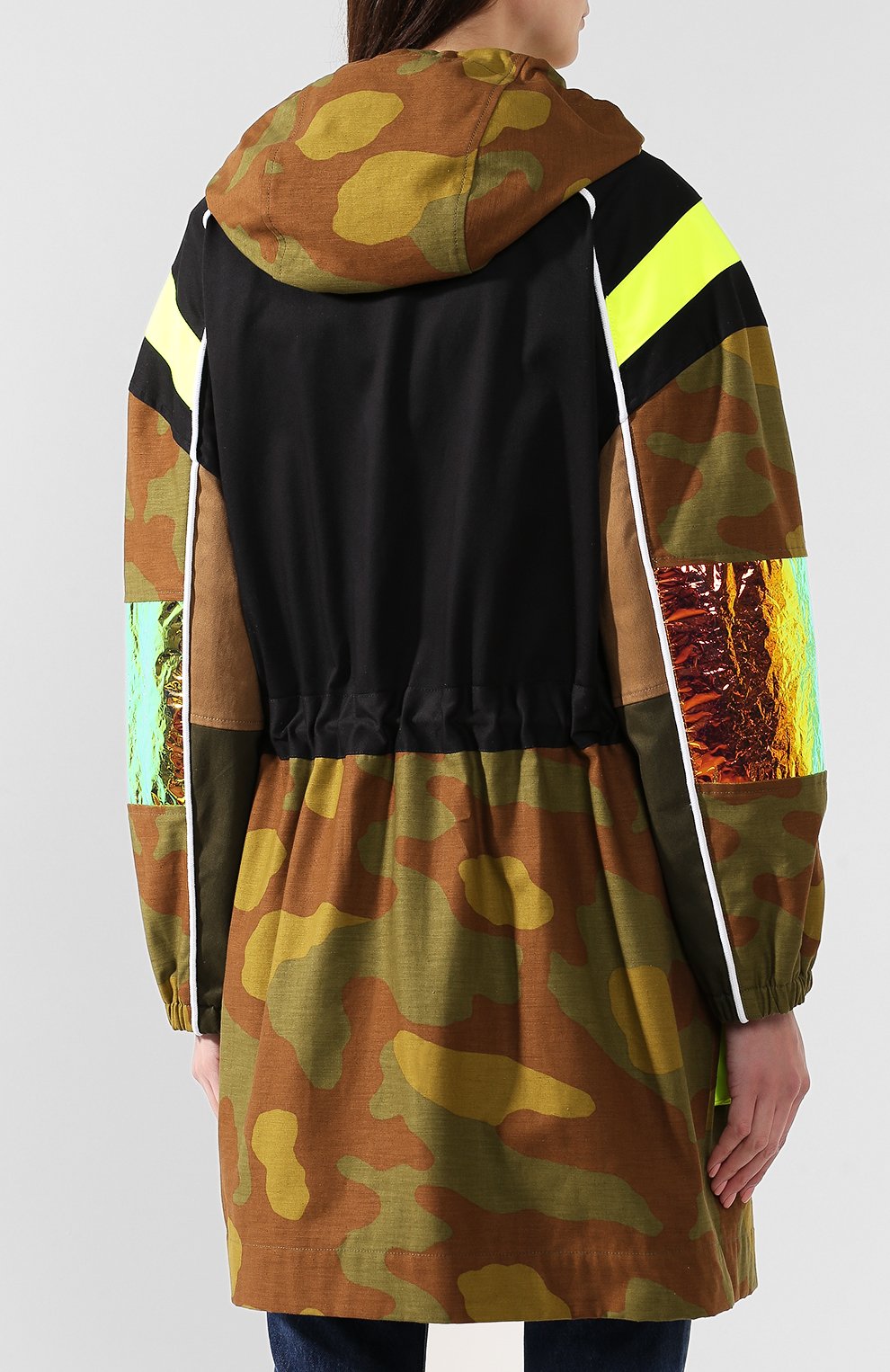 Парка DSQUARED2 разноцветного цвета по цене 168500 руб., арт. S72AA0385/S49605, фото 4 Парка DSQUARED2, арт. S72AA0385/S49605, фото 4