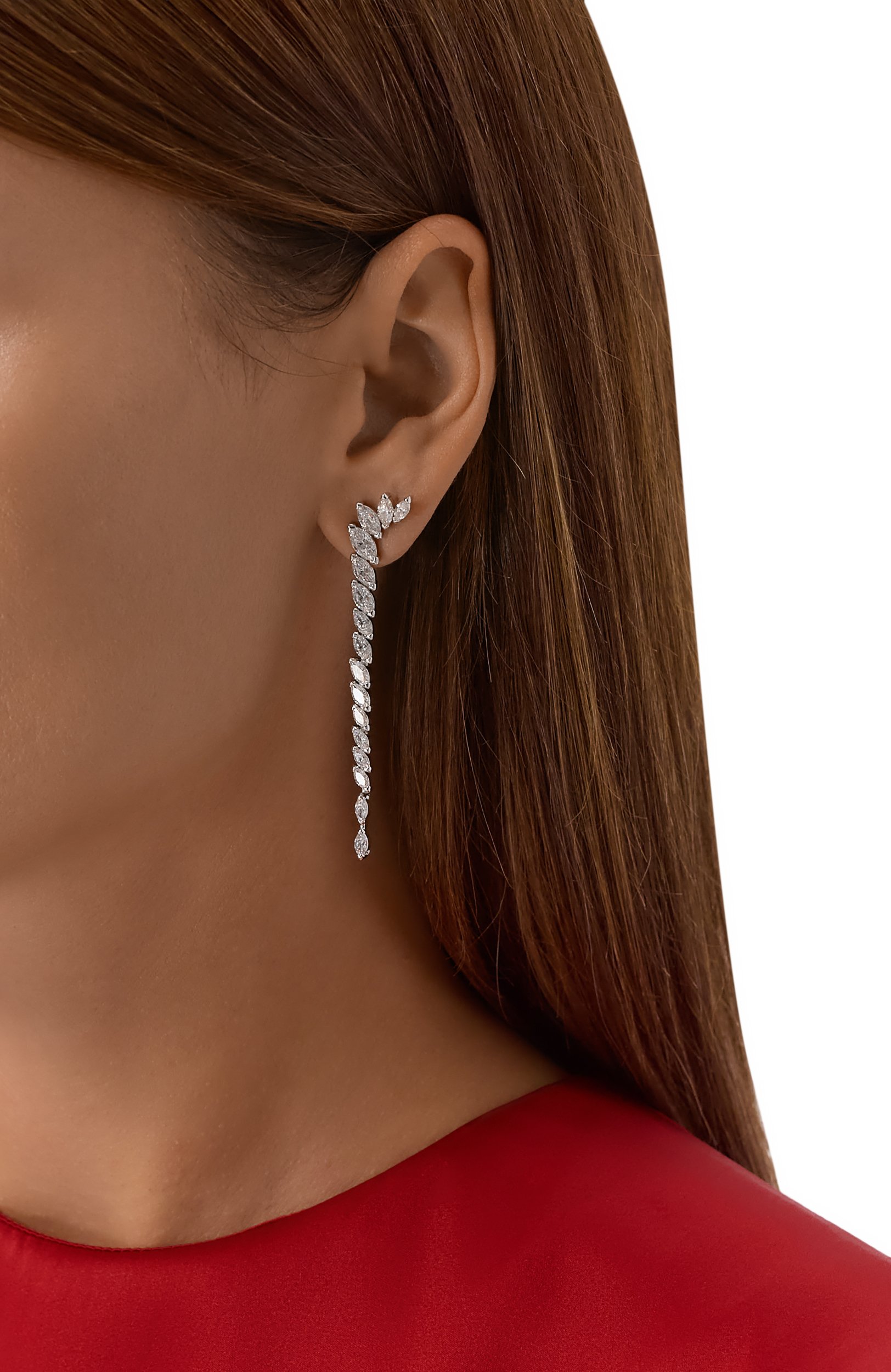 Серьги mesmera SWAROVSKI серебряного цвета по цене 33900 руб., арт. 5748006, фото 2 Серьги mesmera SWAROVSKI, арт. 5748006, фото 2