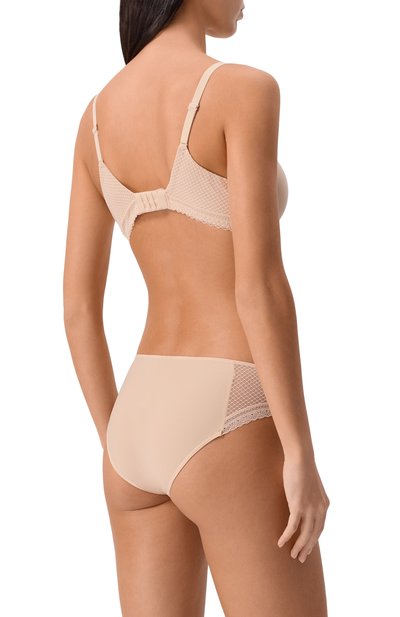 Трусы-слипы CHANTELLE бежевого цвета по цене 6420 руб., арт. C19XC5, фото 3 Трусы-слипы CHANTELLE, арт. C19XC5, фото 3