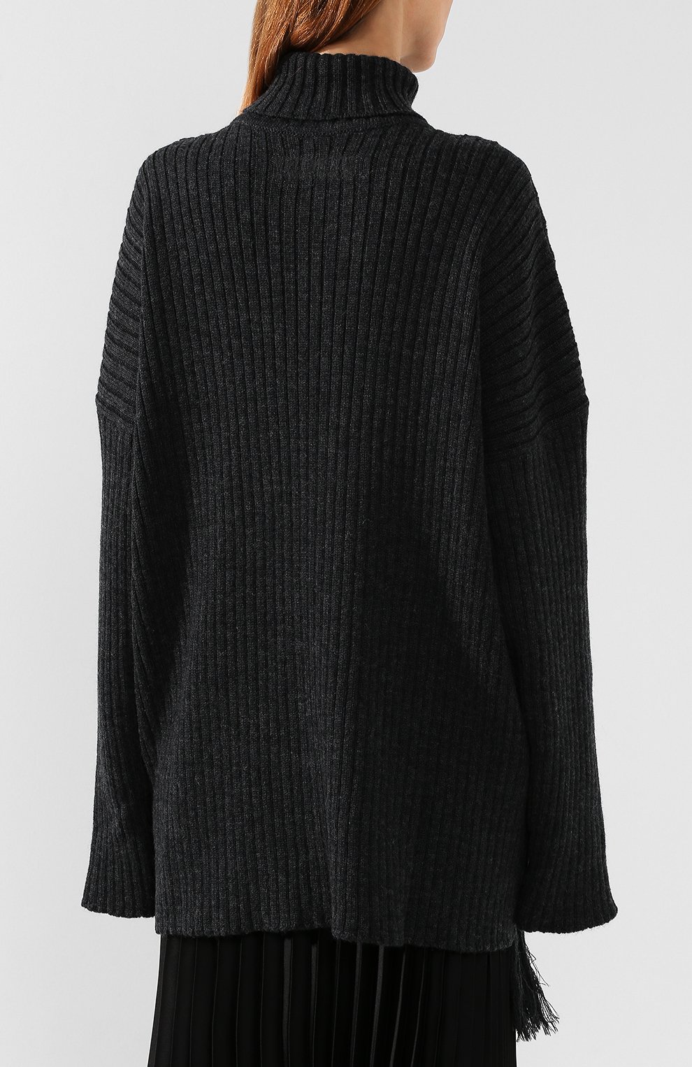 Шерстяной свитер VETEMENTS серого цвета по цене 73950 руб., арт. UAH20KN610/W, фото 4 Шерстяной свитер VETEMENTS, арт. UAH20KN610/W, фото 4