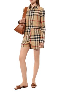 Женские хлопковые шорты BURBERRY бежевого цвета, арт. 8071091 | Фото 2 (Драгоценные камни: Проставлено; Материал сплава: Проставлено; Материал внешний: Хлопок; Длина Ж (юбки, платья, шорты): Мини; Стили: Кэжуэл)