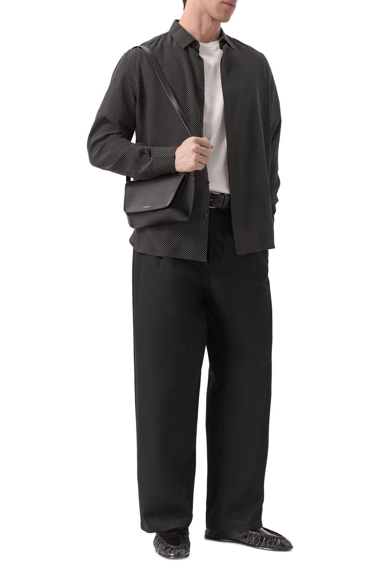 Мужская сумка SAINT LAURENT черного цвета, арт. 821003/2R20E | Фото 7 (Размер: small; Ремень/цепочка: На ремешке; Материал: Натуральная кожа; Автоматизация ТО: Проставлено; Автоматизация состава: Проставлено)