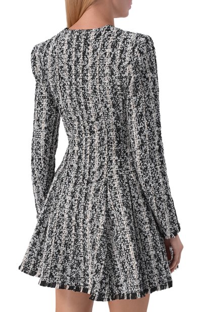 Твидовое платье BALMAIN черно-белого цвета по цене 342000 руб., арт. HF1R9463/XM15, фото 3 Твидовое платье BALMAIN, арт. HF1R9463/XM15, фото 3