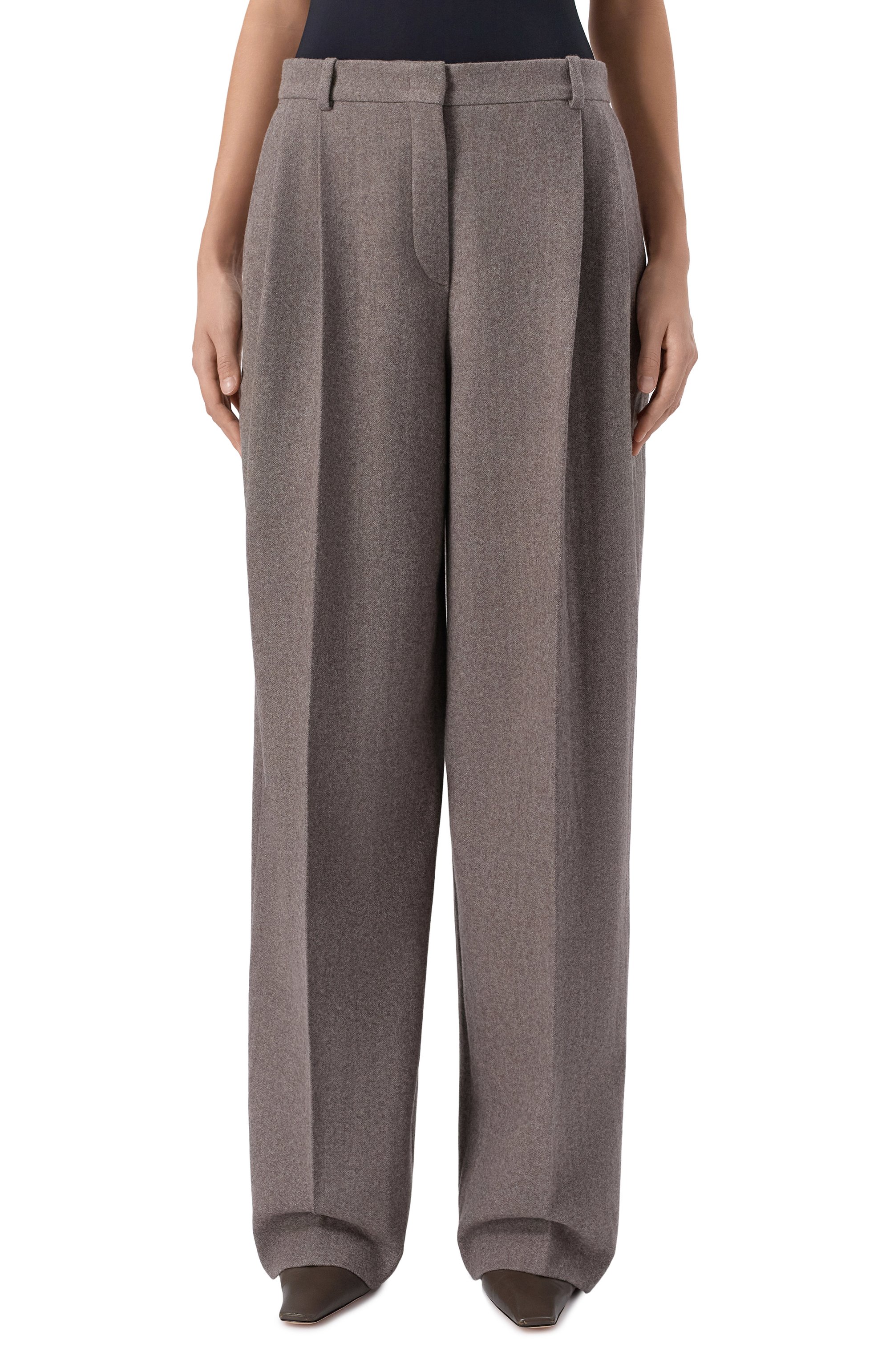 Брюки из шерсти и кашемира 12 STOREEZ бежевого цвета по цене 27000 руб., арт. 134331, фото 3 Брюки из шерсти и кашемира 12 STOREEZ, арт. 134331, фото 3