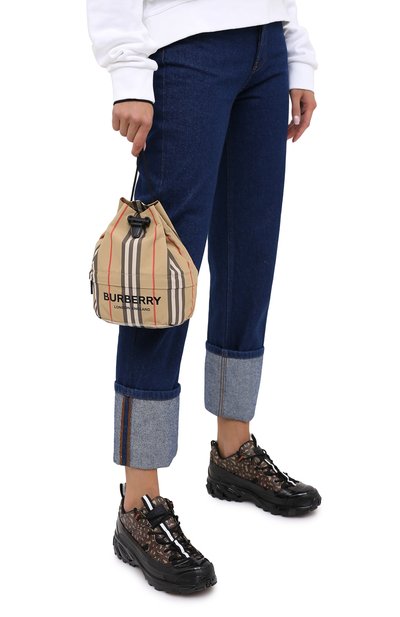 Текстильная сумка phoebe BURBERRY бежевого цвета по цене 43100 руб., арт. 8026737, фото 2 Текстильная сумка phoebe BURBERRY, арт. 8026737, фото 2