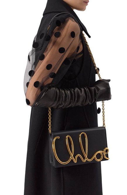 Женская клатч the chloé iconic CHLOÉ черного цвета, арт. CHC24WS514032 | Фото 2 (Размер: small; Материал сплава: Проставлено; Ремень/цепочка: На ремешке; Материал: Натуральная кожа; Драгоценные камни: Проставлено)