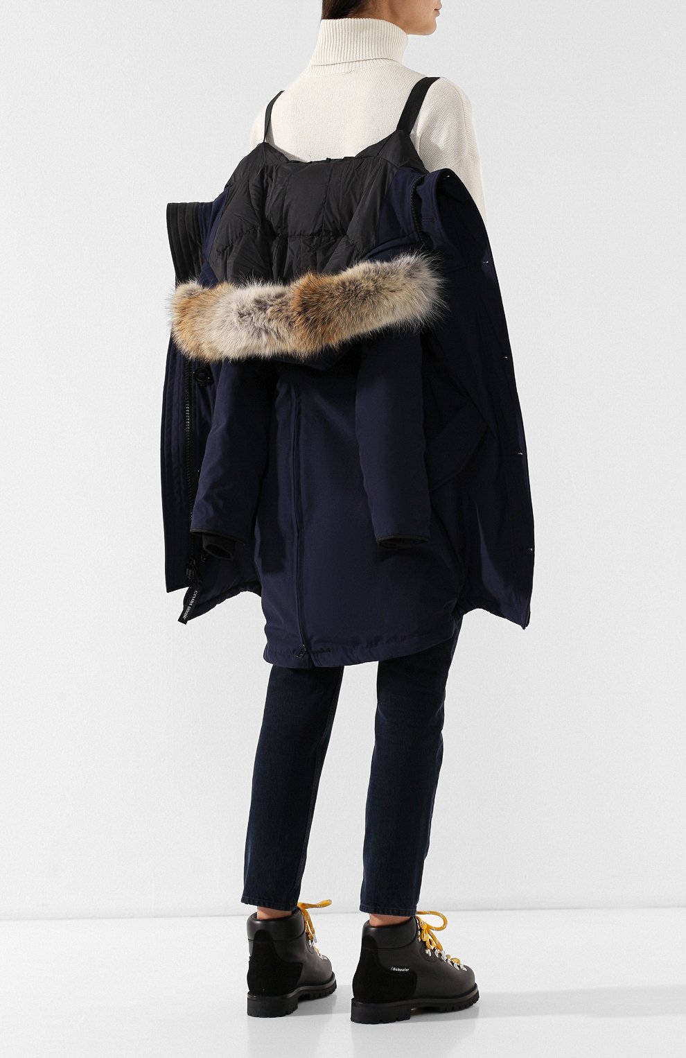 Парка rossclair CANADA GOOSE синего цвета по цене 139000 руб., арт. 2580L, фото 6 Парка rossclair CANADA GOOSE, арт. 2580L, фото 6
