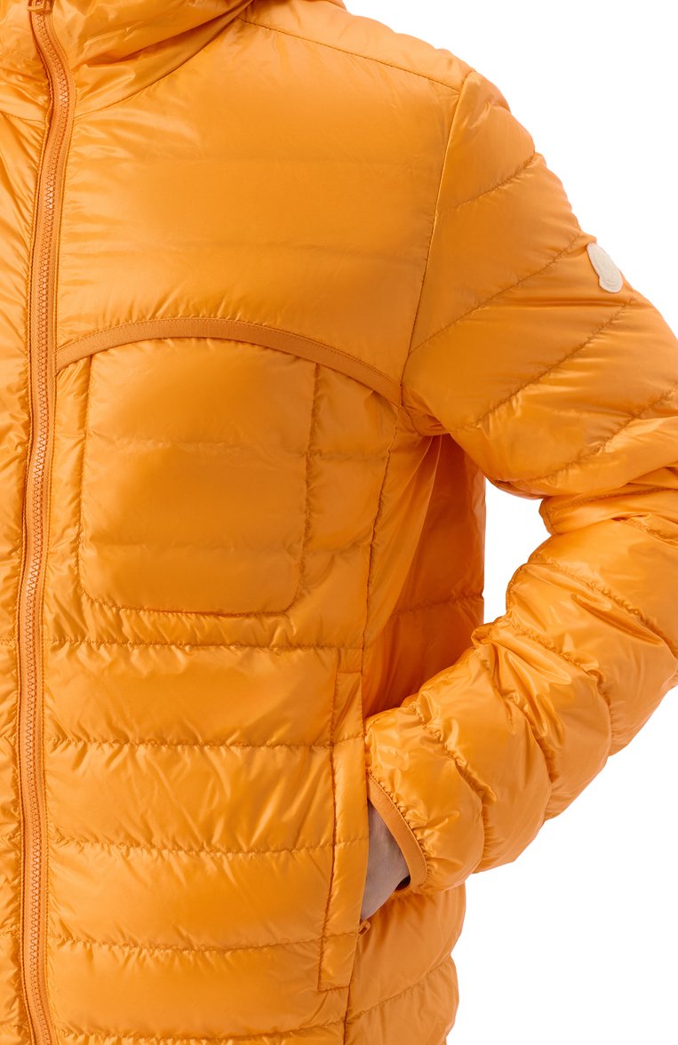 Мужская пуховая куртка divedro MONCLER оранжевого цвета, арт. 1A00072/M2640 | Фото 5 (Материал подклада: Синтетический материал; Материал внешний: Синтетический материал; Длина (верхняя одежда): Короткие; Рукава: Длинные; Стили: Кэжуэл; Мужское Кросс-КТ: Куртка-пуховая; Материал утеплителя: Пух и перо; Кросс-КТ: Утепленные)